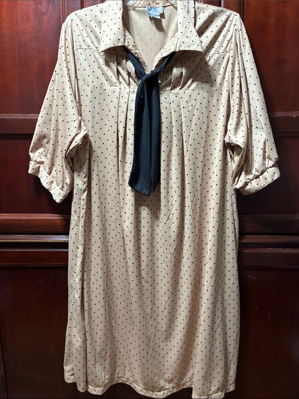 Vintage plus size Beige Polka Dot Tie-Neck 3/4 sleeve Dress